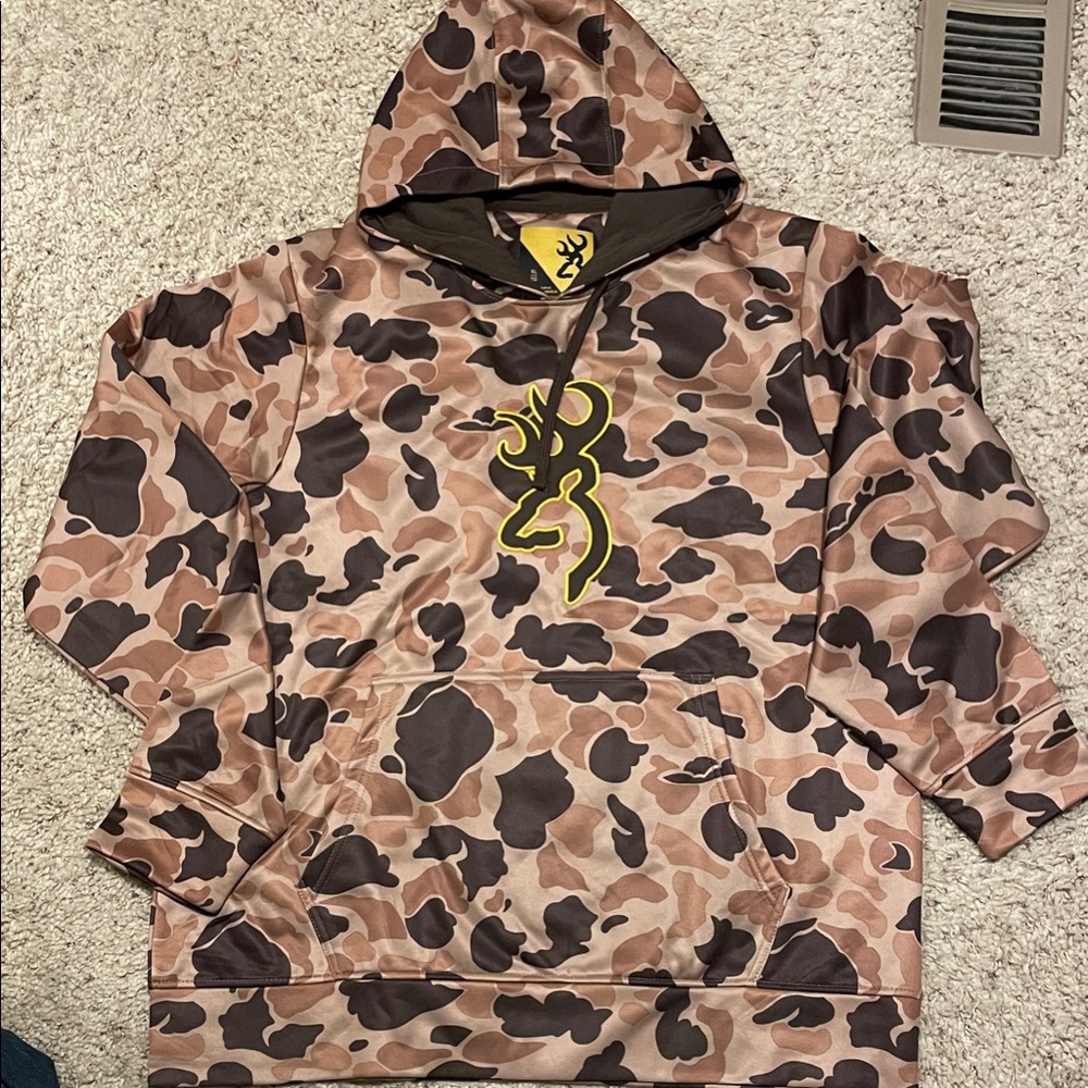Men’s Browning duck Camouflage Patch with Yellow and Black Logo